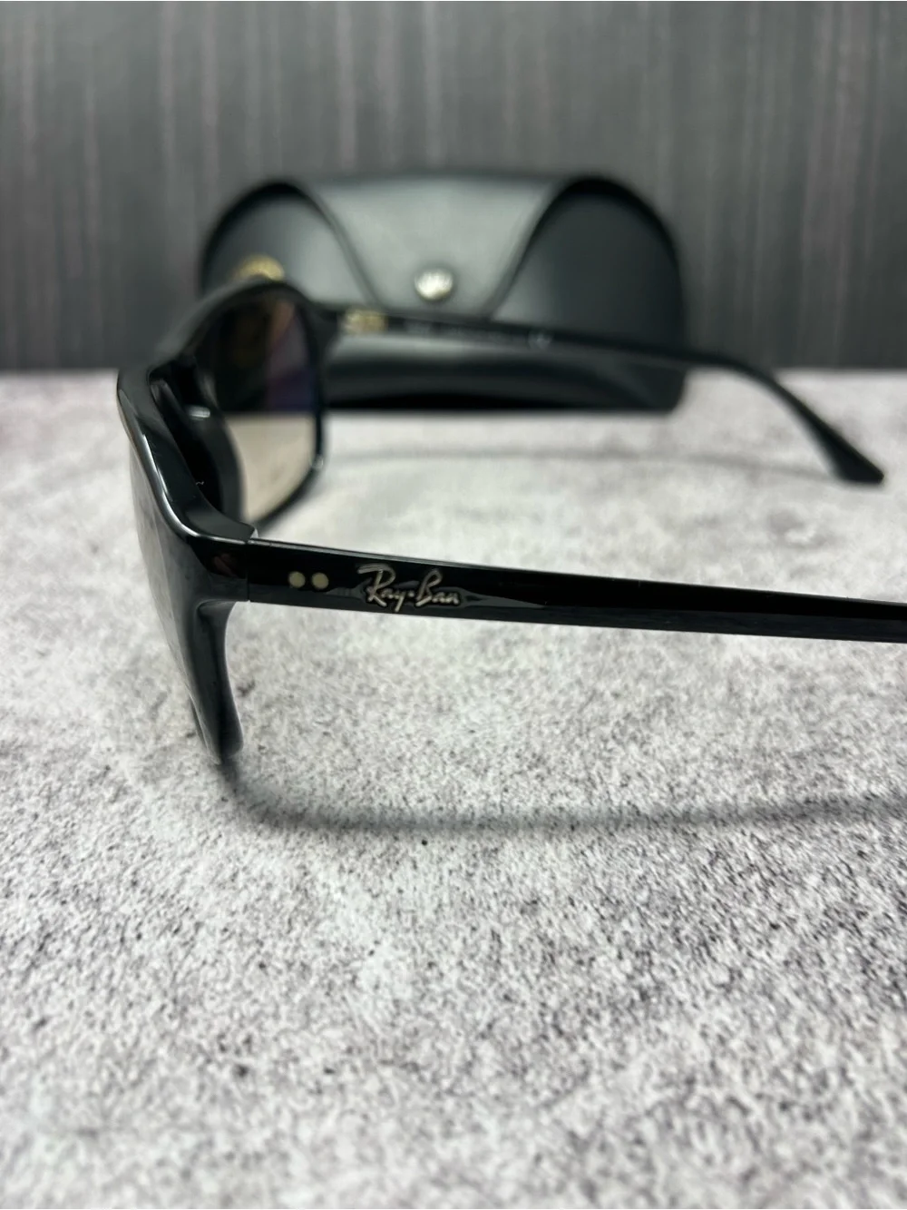 Ray Ban CATS 4000 black/grey gradient RB4128 601/32 60 sunglasses